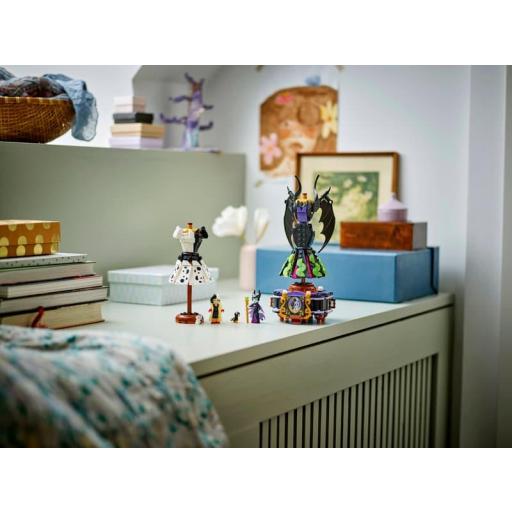 Lego Set contrucción Disney Trajes de Maléfica y Cruella De Vil [2]