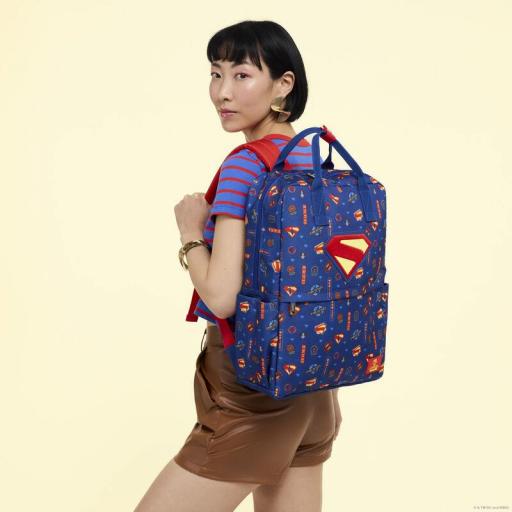 Mochila Superman DC Comics Loungefly [4]