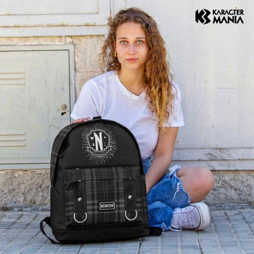Mochila Wednesday Miércoles Chains HS Plus Karactermania [4]
