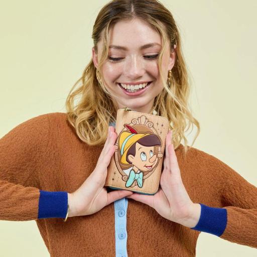 Monedero Pinocho Cameo Disney Loungefly [5]