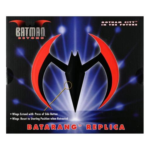 Réplica Batman Batarang Rojo Beyond Neca 20 cm [3]