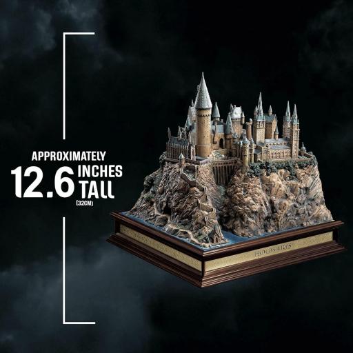 Réplica Harry Potter Escuela Hogwarts Premium The Noble Collection 32 cm [3]
