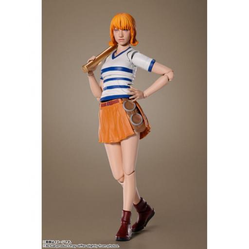 Figura One Piece Nami Netflix S.H. Figuarts 15 cm [1]