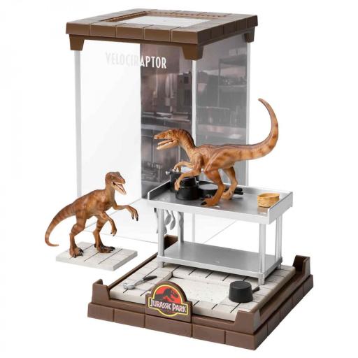 Figura The Noble Collection Jurassic Park Velociraptor 18 cm [1]