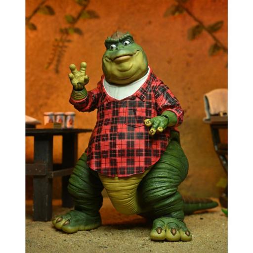 Figura Earl Sinclair Dinosaurs Ultimate Neca 18 cmimg_337875_6d4eb7ff1c1e26cd63f72768734f439c_1.jpg