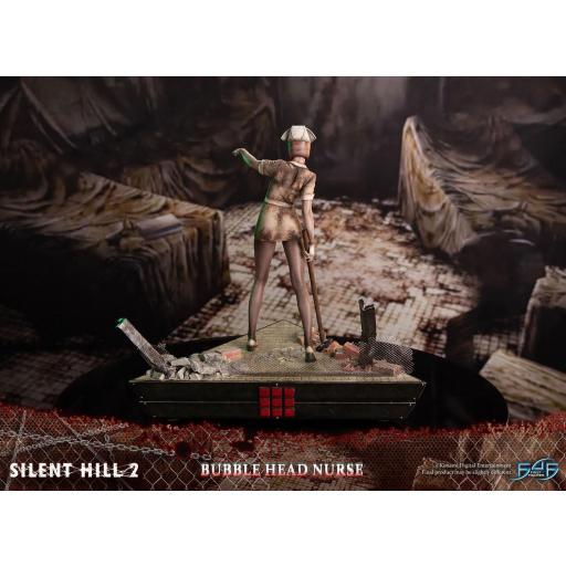 Figura First 4 Figures Silent Hill 2  Bubble Head Nurse 35 cm [3]