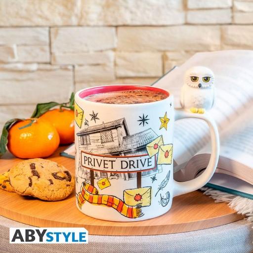 Taza Harry Potter Hedwig & Privet Drive