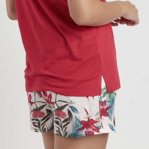 Pijama mujer de hombrera viscosa y short floral Admas [1]