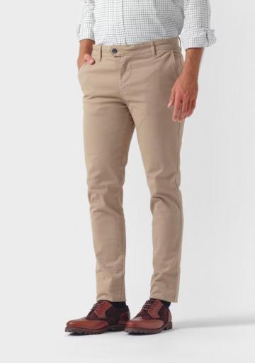 Pantalón Chino Camel “La Garrocha” [1]