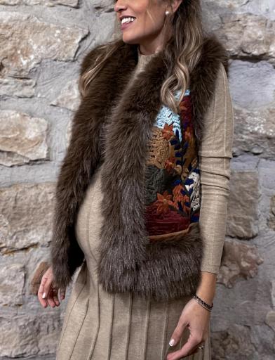 Chaleco Bordado Topo [4]