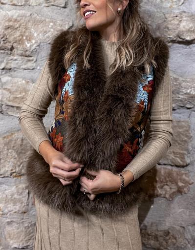 Chaleco Bordado Topo