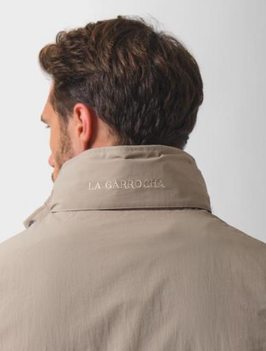 Parka Técnica Beige “La Garrocha” [5]