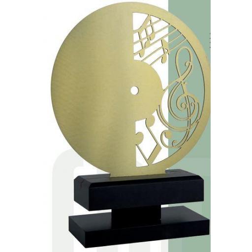 Trofeo Figura Música con disco calado con motivos musicales en dorado