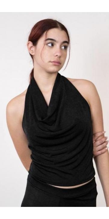 Top escote cascada negro