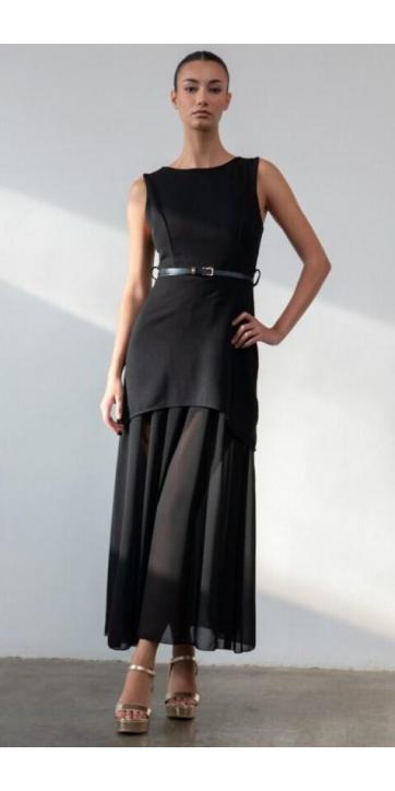 Vestido largo con cinturón y transparencia 