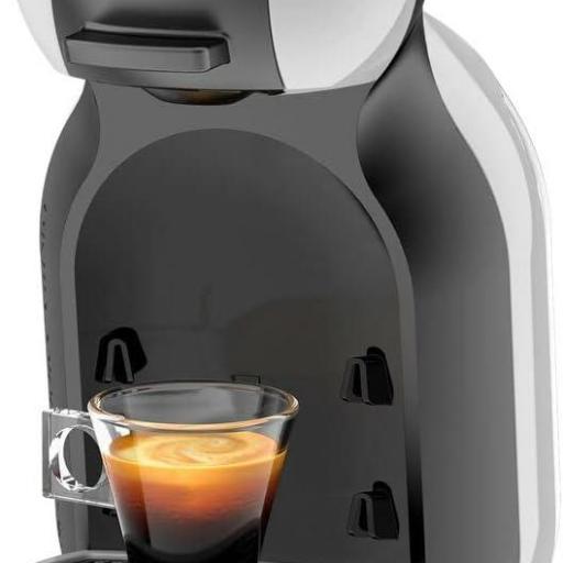 Cafetera de cápsulas Dolce Gusto Mini Me Krups con 15 bares de presión, capacidad 0.8 L+ 3 paquetes capsulas