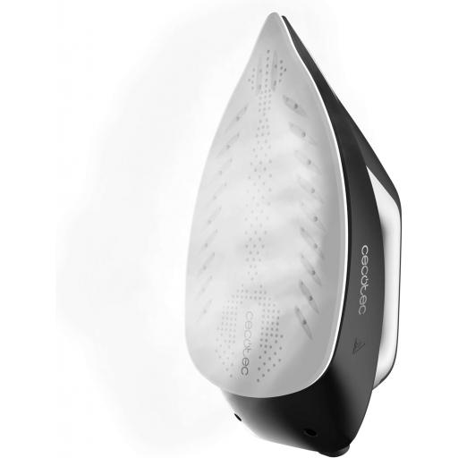  Centro de planchado CECOTEC de 3000 W con 7 bares de presión, suela cerámica ultradeslizante, sistema de seguridad Auto Shut Off, antigoteo y autolimpieza. Dos modos, 400 g/min de golpe de vapor y 140 g/min de vapor continuo. [3]