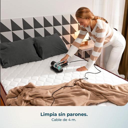  Aspirador de Colchones y Tapicerías de Mano Cecotec  300W, 10kPa, Luz Ultravioleta UV-C, Tecnología con Cepillo Motorizado y Aire Caliente, Retiene Alérgenos [1]