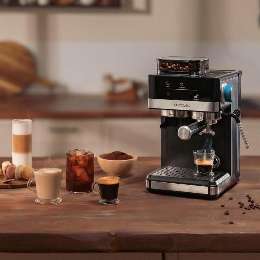  Cafetera Espresso cecotec con 1350W, 20 Bares, Depósito de 1.7L, Molienda Ajustable [1]