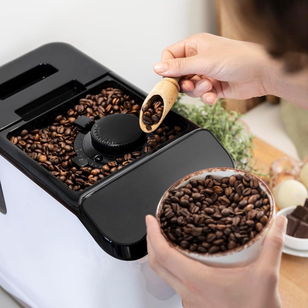 rebaja al precio mínimo histórico la cafetera espresso  superautomática de Cecotec con molinillo de café integrado
