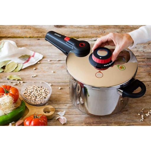 MONIX Selecta Olla a Presión Rápida de 9 Litros con Sistema de Selección de Alimentos y Cierre Automático, Acero Inox 18/10, Plata [3]