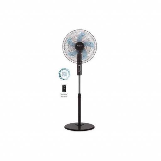 Ventilador de Pie ORBEGOZO  40 cm. 45 W, Control digital, 3 veloc., Altura: 130 cm. regulable, Base redonda, Silencioso, Cabezal oscilante multiorientable, Temporizador y mando