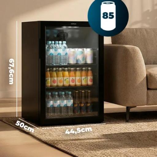 Nevera Mini Bar con puerta de cristal, chasis color negro, Capacidad 72 Litros (88 Latas de 33cl), Compresor incorporado, Luz LED interior, Temperatura 0ºC a 10ºC, Ancho 44.5 x Alto 67.8 x Fondo 50 cm [0]