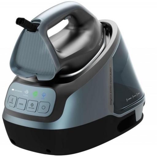  Centro de planchado Cecotec vertical de 2800 W con suela cerámica Turbo Slide. Ofrece 150 g/min de vapor continuo y golpe de 550 g/min. Incluye bomba automática, sistema antigoteo, doble calentamiento Dual Steam Pro, tres modo [1]