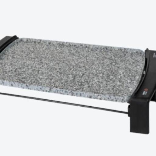 Plancha de Asar Eléctrica cecotec de Gran Potencia, Apta para Limpieza en Lavavajillas, con Revestimiento de Piedra Rockstonec, Superficie de 45 x 25 cm [1]