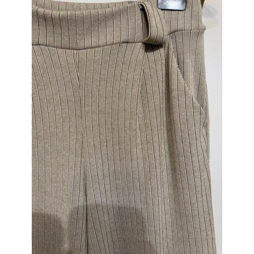 PANTALÓN FLUIDO BEIGE [1]