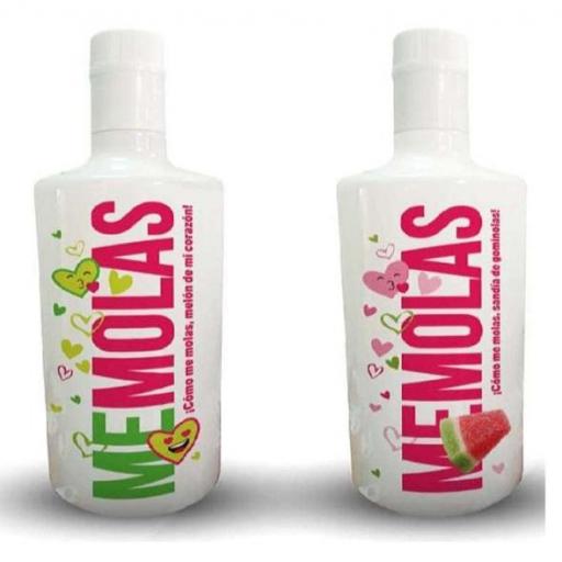 MEMOLAS Licor CHICLE de SANDIA, sabor joven, refrescante y rompedor,17%, botella 70 cl [1]