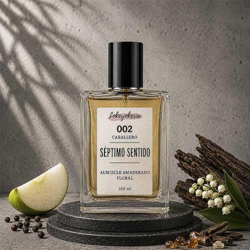 002 SÉPTIMO SENTIDO | Perfume Equivalencia Hombre · Almizcle Amaderado Floral