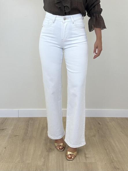 Jeans Blanco Etiqueta Roja Rectos [1]