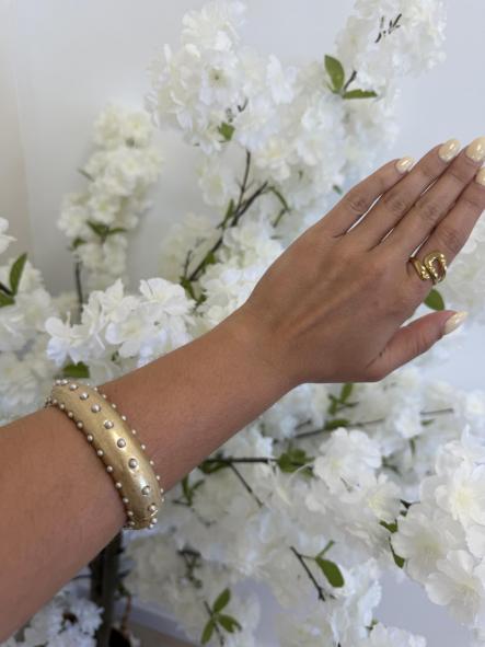 Pulsera Ali Dorada y Nácar