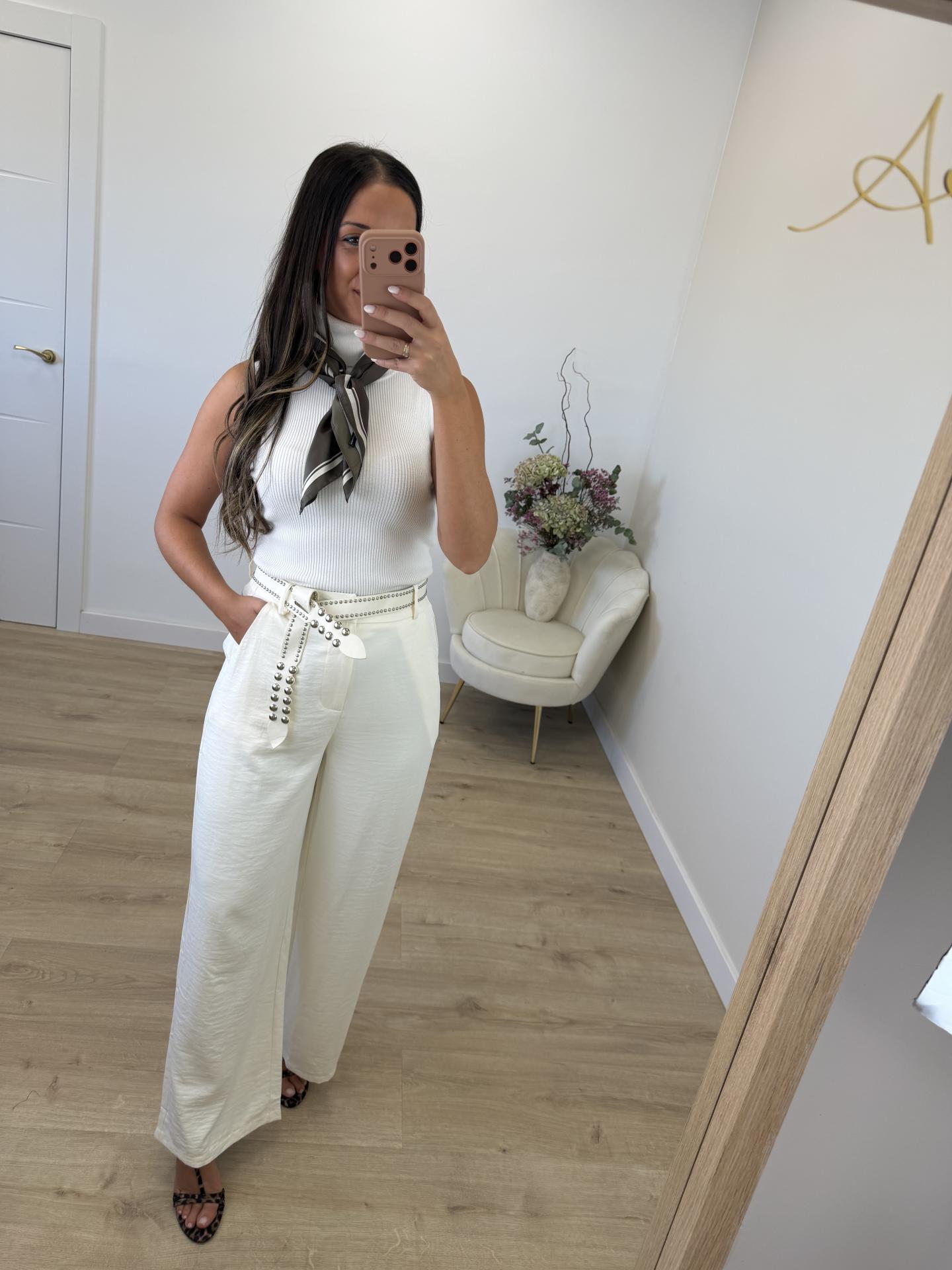 Pantalón Cinturón Tachas Blanco
