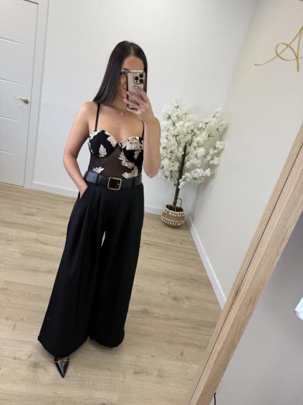 Pantalón Fluido Negro [3]