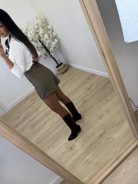 Falda/Pantalón Chocolate [3]