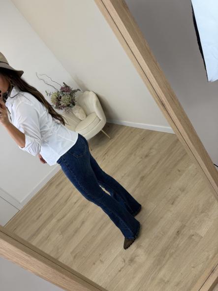 Camisa Blanca Básica  [3]