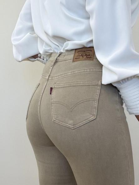 Jeans Camel Campana Etiqueta Roja [1]