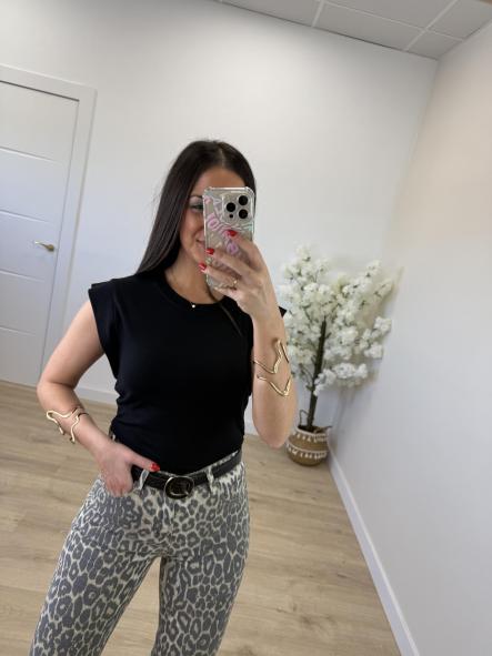 Camiseta Anastasia Negra