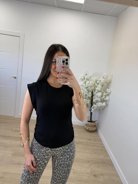 Camiseta Anastasia Negra [1]