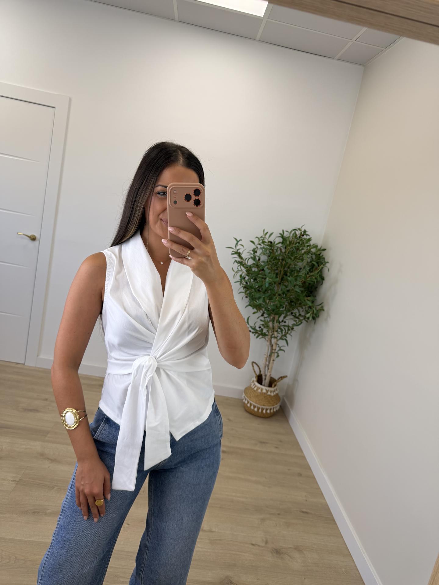 Camisa Nudo Blanca