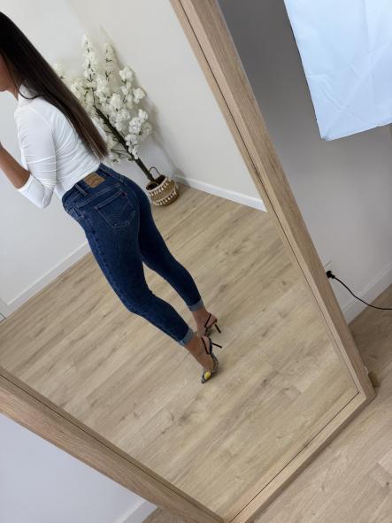 Jeans Skinny Etiqueta Roja [6]