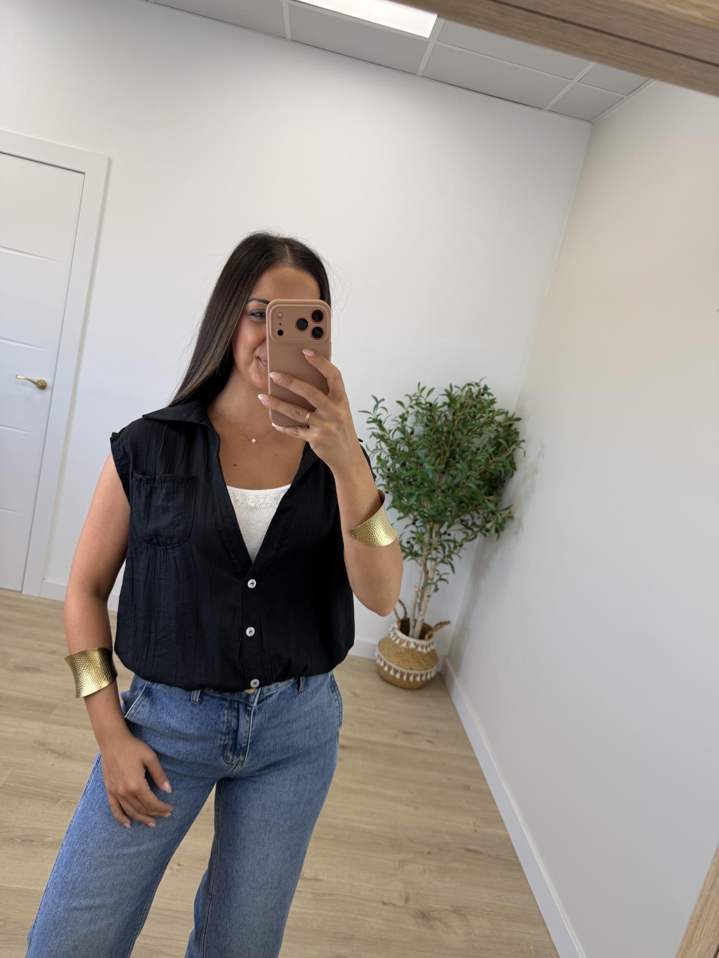 Blusa Cheli Negra