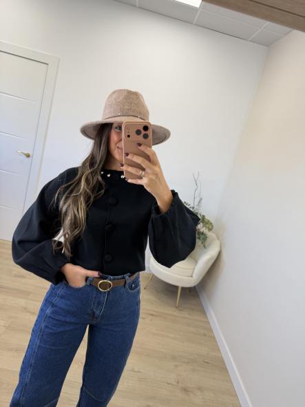 Rebeca Negra Bonita