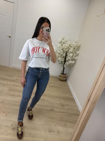 Camiseta Gris y Roja New York 103 [1]