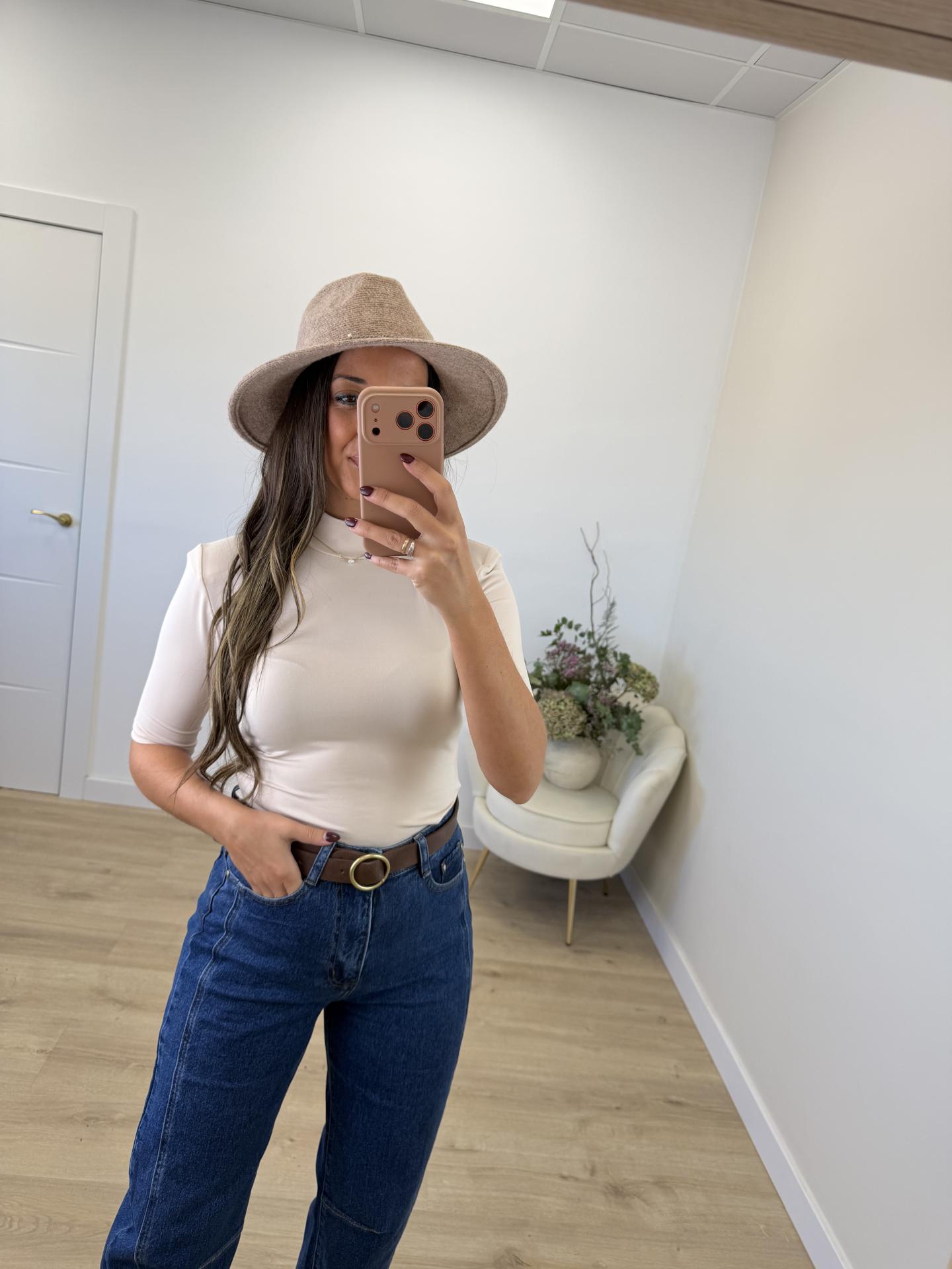 Top Beige Cuello Halter