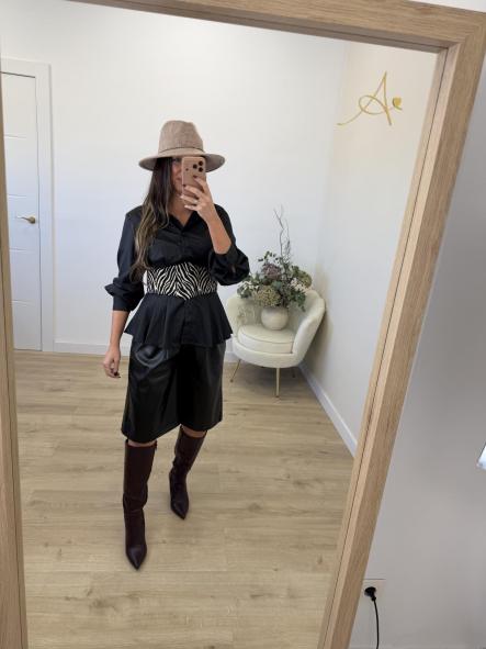 Camisa Negra Fajín [2]