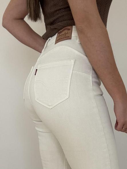 Jeans Flare Crudo Etiqueta Roja  [1]