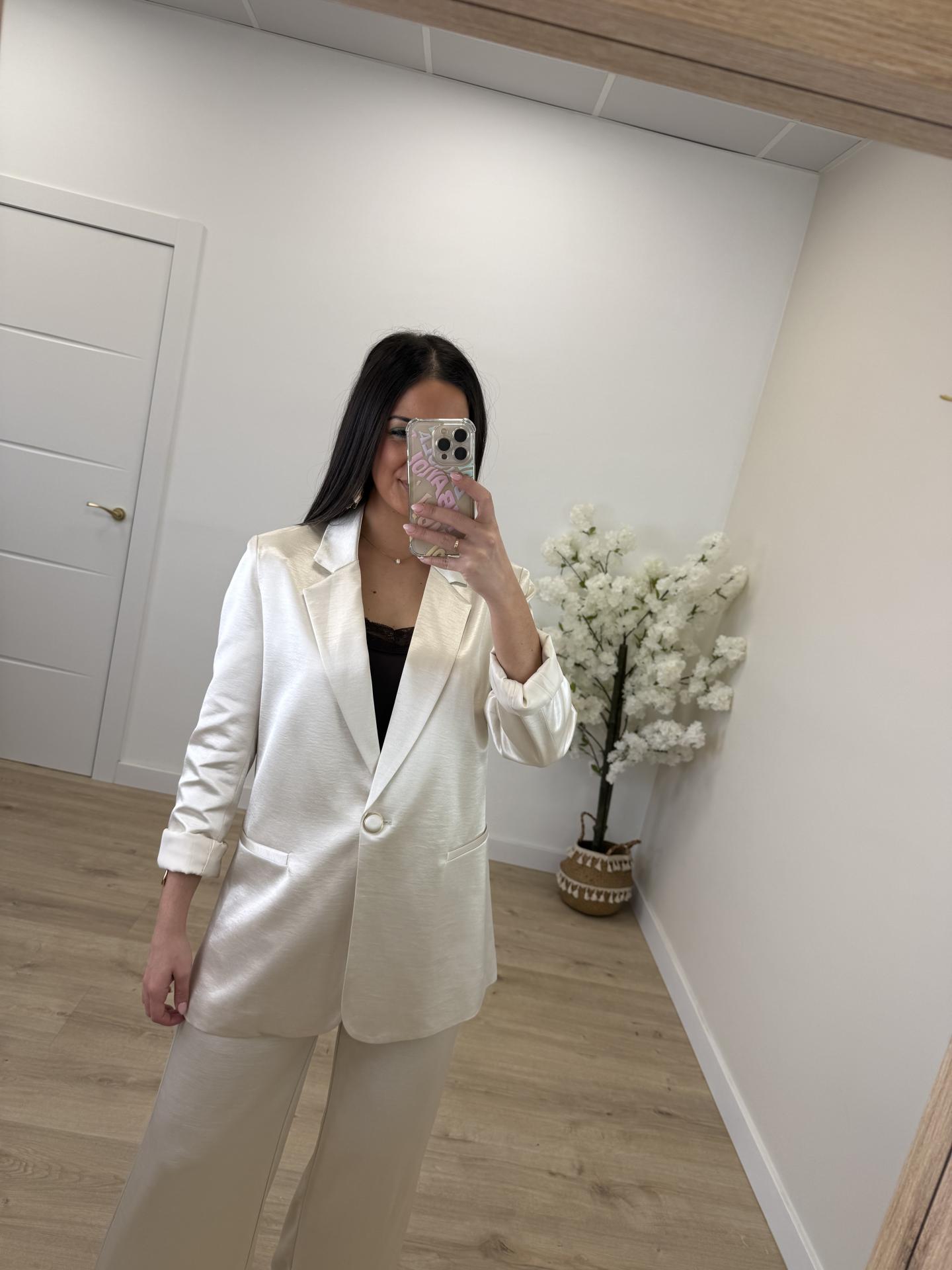 Americana Elegant Perla